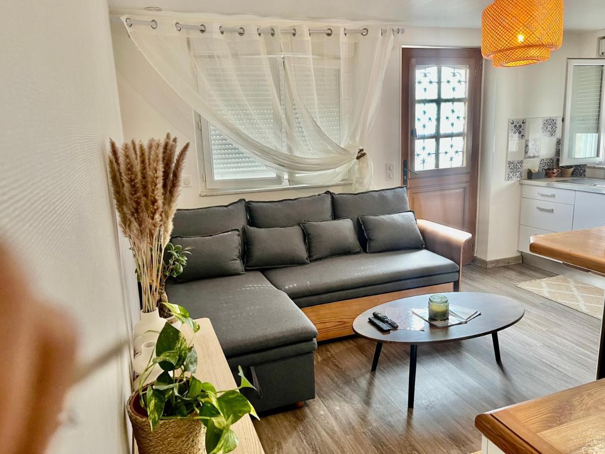 Le Petit Prince , Jolie Maisonnette Terrasse Netflix Parking Prive Jeux De Societe Bourg-en-Bresse Exteriör bild
